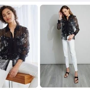 Elie Tahari Crinkle silk chiffon, Galaxy shirt with black camisole. Size XS